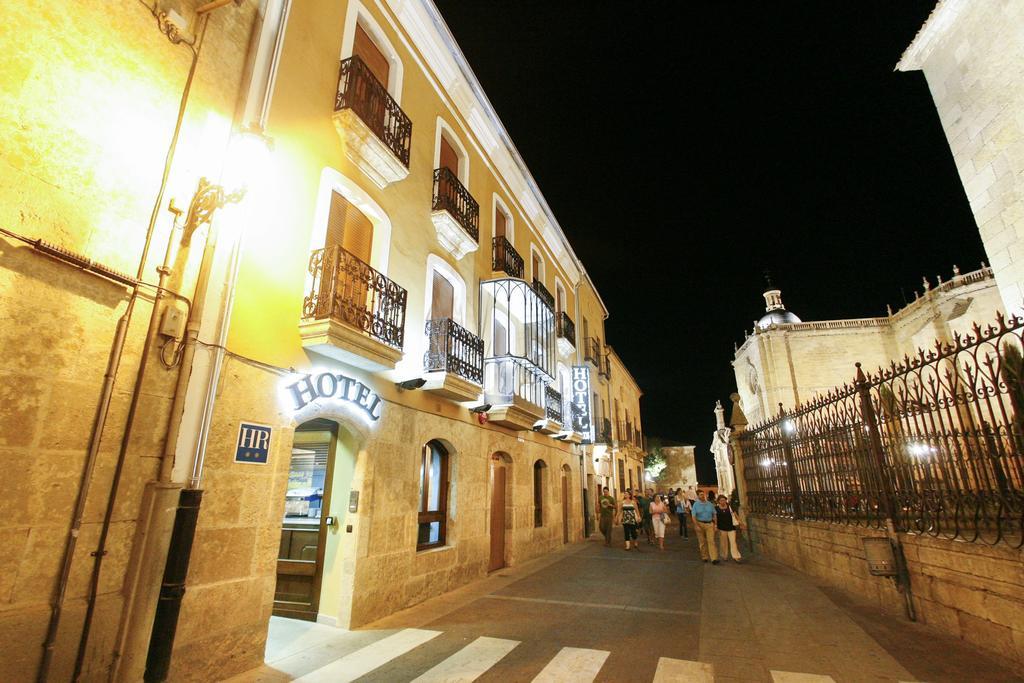 Hotel Arcos Catedral Ciudad Rodrigo Bagian luar foto